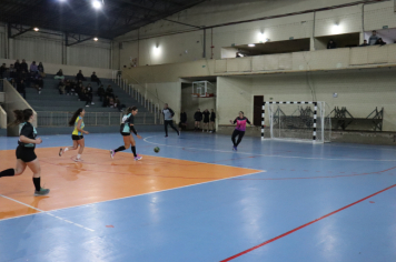 Foto - CAMPEONATO MUNICIPAL DE HANDEBOL FEMININO