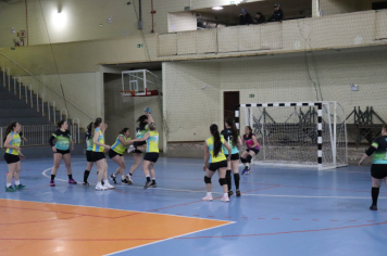 Foto - CAMPEONATO MUNICIPAL DE HANDEBOL FEMININO