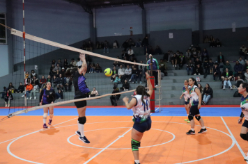 Foto - CAMPEONATO MUNICIPAL DE VÔLEI FEMININO 