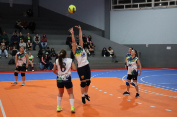 Foto - CAMPEONATO MUNICIPAL DE VÔLEI FEMININO 