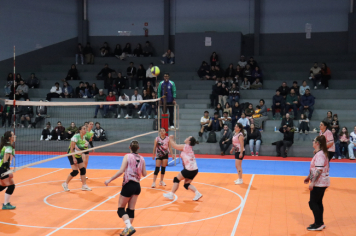 Foto - CAMPEONATO MUNICIPAL DE VÔLEI FEMININO 