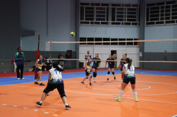 Foto - CAMPEONATO MUNICIPAL DE VÔLEI FEMININO 