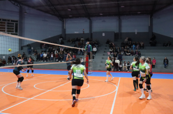Foto - CAMPEONATO MUNICIPAL DE VÔLEI FEMININO 