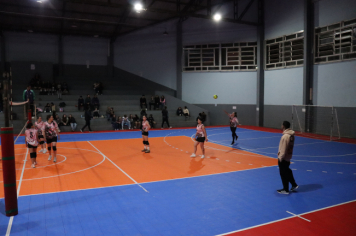 Foto - CAMPEONATO MUNICIPAL DE VÔLEI FEMININO 