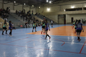 Foto - CAMPEONATO MUNICIPAL DE HANDEBOL FEMININO
