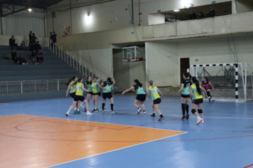 Foto - CAMPEONATO MUNICIPAL DE HANDEBOL FEMININO