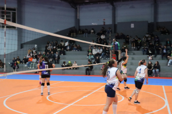 Foto - CAMPEONATO MUNICIPAL DE VÔLEI FEMININO 