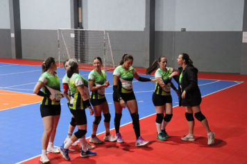 Foto - CAMPEONATO MUNICIPAL DE VÔLEI FEMININO 
