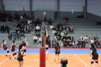 Foto - CAMPEONATO MUNICIPAL DE VÔLEI FEMININO 