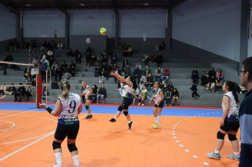 Foto - CAMPEONATO MUNICIPAL DE VÔLEI FEMININO 