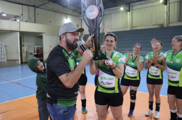 Foto - FINAL DO CAMPEONATO MUNICIPAL DE VÔLEI FEMININO