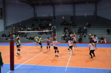 Foto - CAMPEONATO MUNICIPAL DE VÔLEI FEMININO 