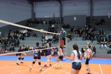 Foto - CAMPEONATO MUNICIPAL DE VÔLEI FEMININO 