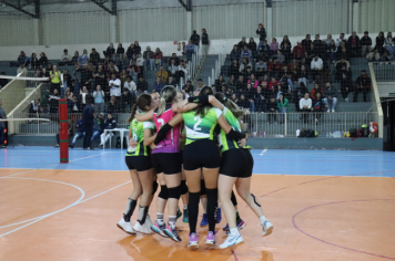 Foto - FINAL DO CAMPEONATO MUNICIPAL DE VÔLEI FEMININO