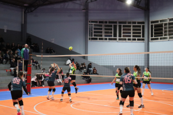Foto - CAMPEONATO MUNICIPAL DE VÔLEI FEMININO 