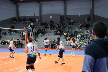 Foto - CAMPEONATO MUNICIPAL DE VÔLEI FEMININO 