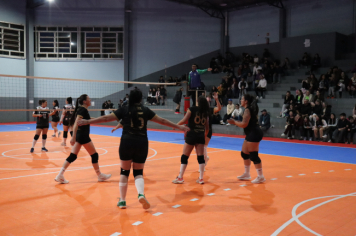 Foto - CAMPEONATO MUNICIPAL DE VÔLEI FEMININO 