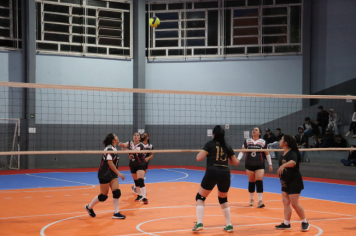 Foto - CAMPEONATO MUNICIPAL DE VÔLEI FEMININO 