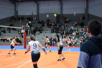 Foto - CAMPEONATO MUNICIPAL DE VÔLEI FEMININO 