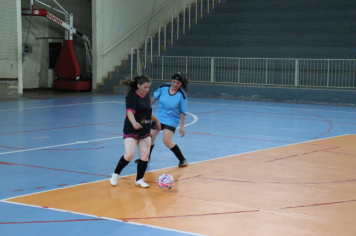 Foto - CAMPEONATO POPULAR MUNICIPAL DE FUTSAL FEMININO
