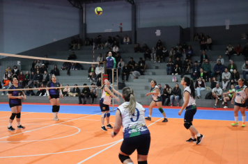 Foto - CAMPEONATO MUNICIPAL DE VÔLEI FEMININO 