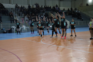 Foto - CAMPEONATO MUNICIPAL DE HANDEBOL FEMININO