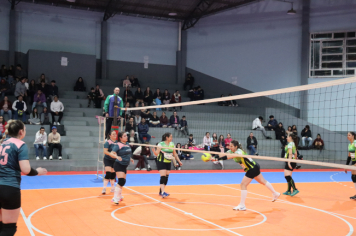 Foto - CAMPEONATO MUNICIPAL DE VÔLEI FEMININO 