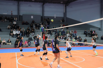 Foto - CAMPEONATO MUNICIPAL DE VÔLEI FEMININO 