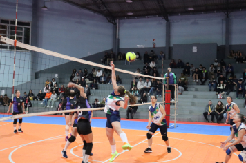 Foto - CAMPEONATO MUNICIPAL DE VÔLEI FEMININO 
