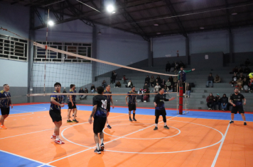 Foto - PREMIAÇÃO DO CAMPEONATO MUNICIPAL DE VÔLEI MASCULINO