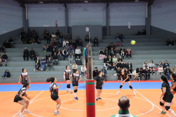 Foto - CAMPEONATO MUNICIPAL DE VÔLEI FEMININO 