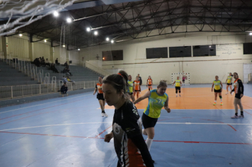 Foto - CAMPEONATO MUNICIPAL DE HANDEBOL FEMININO