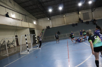 Foto - CAMPEONATO MUNICIPAL DE HANDEBOL FEMININO