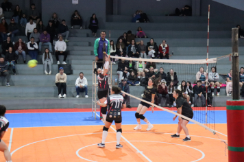 Foto - CAMPEONATO MUNICIPAL DE VÔLEI FEMININO 