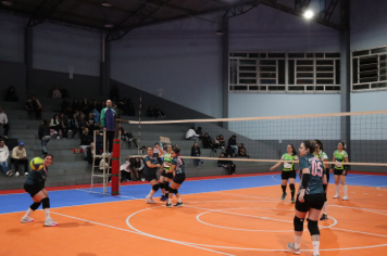 Foto - CAMPEONATO MUNICIPAL DE VÔLEI FEMININO 