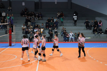 Foto - CAMPEONATO MUNICIPAL DE VÔLEI FEMININO 