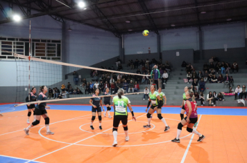 Foto - CAMPEONATO MUNICIPAL DE VÔLEI FEMININO 
