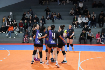 Foto - CAMPEONATO MUNICIPAL DE VÔLEI FEMININO 
