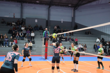 Foto - CAMPEONATO MUNICIPAL DE VÔLEI FEMININO 