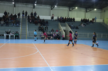 Foto - CAMPEONATO POPULAR MUNICIPAL DE FUTSAL FEMININO