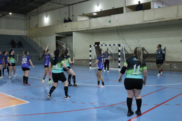 Foto - CAMPEONATO MUNICIPAL DE HANDEBOL FEMININO