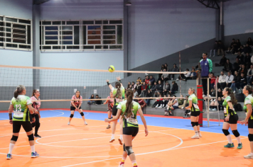 Foto - CAMPEONATO MUNICIPAL DE VÔLEI FEMININO 