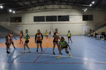 Foto - CAMPEONATO MUNICIPAL DE HANDEBOL FEMININO