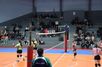 Foto - CAMPEONATO MUNICIPAL DE VÔLEI FEMININO 