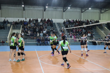 Foto - FINAL DO CAMPEONATO MUNICIPAL DE VÔLEI FEMININO