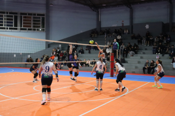 Foto - CAMPEONATO MUNICIPAL DE VÔLEI FEMININO 