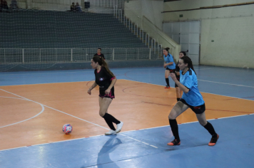 Foto - CAMPEONATO POPULAR MUNICIPAL DE FUTSAL FEMININO