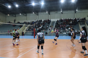 Foto - FINAL DO CAMPEONATO MUNICIPAL DE VÔLEI FEMININO