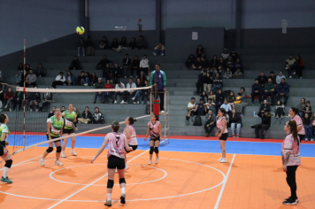 Foto - CAMPEONATO MUNICIPAL DE VÔLEI FEMININO 