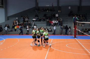 Foto - CAMPEONATO MUNICIPAL DE VÔLEI FEMININO 